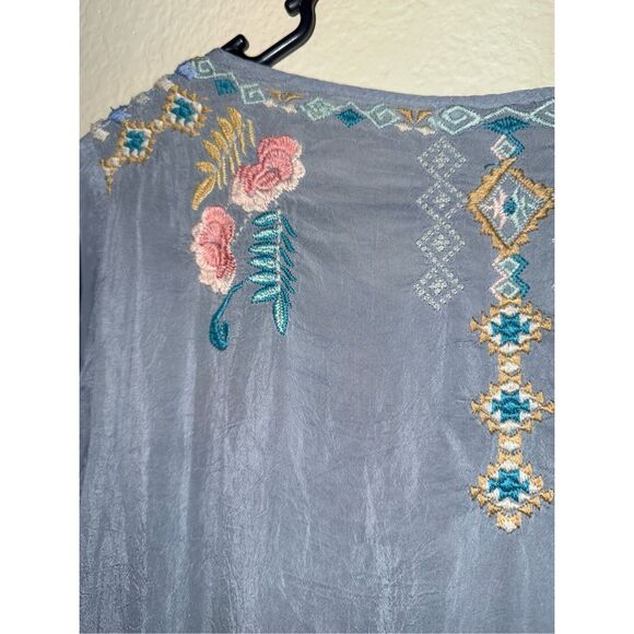 Johnny Was Embroidered Tunic Top/ Mini Dress Size Small– Light Blue 3/4 Sleeve B - Picture 9 of 16